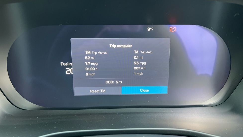 Used Volvo XC40 2025 for sale - 76894802: Photo 11