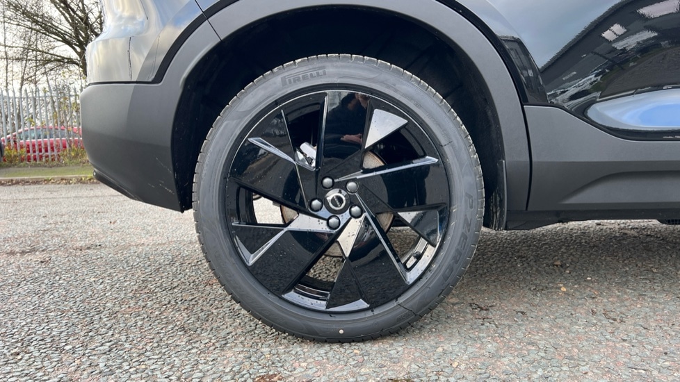 Used Volvo XC40 2025 for sale - 76894802: Photo 24