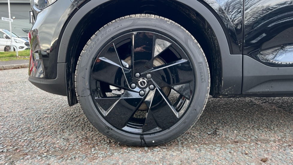 Used Volvo XC40 2025 for sale - 76894802: Photo 25