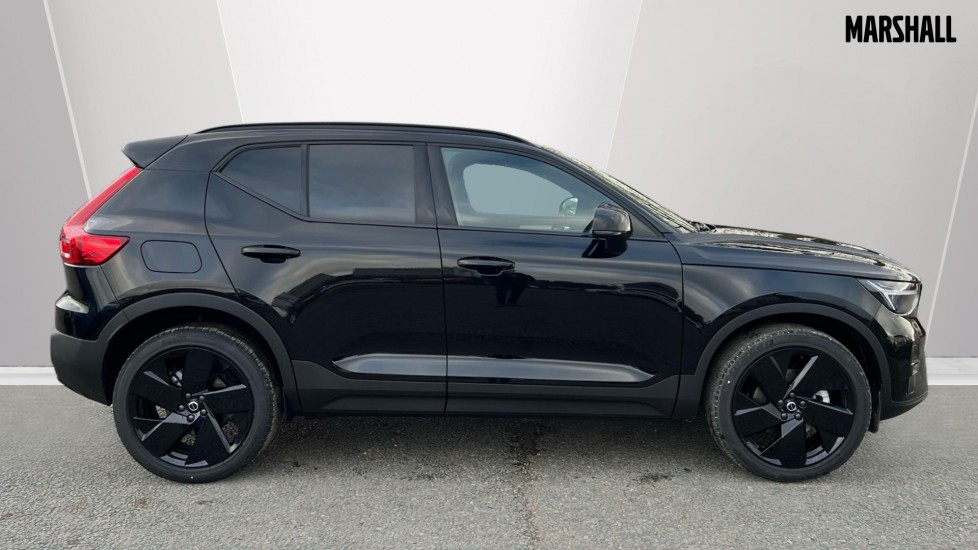 Used Volvo XC40 2025 for sale - 76894802: Photo 3