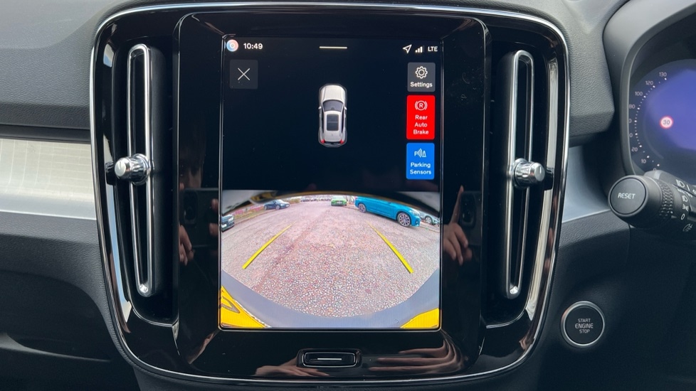 Used Volvo XC40 2025 for sale - 76894802: Photo 32