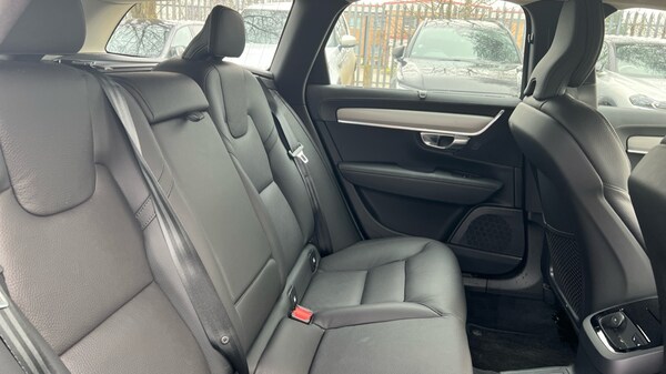 Used Volvo V90 2024 for sale - 75648419: Photo 10