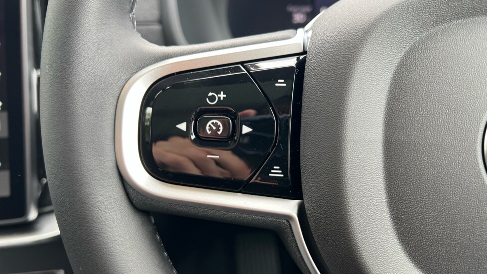 Used Volvo XC90 2025 for sale - 76067077: Photo 18