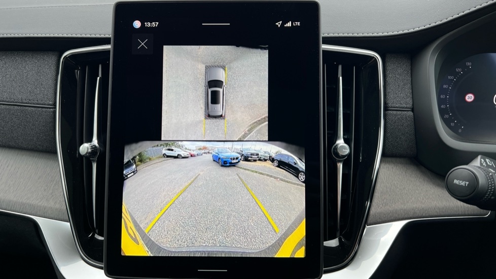 Used Volvo XC90 2025 for sale - 76067077: Photo 32