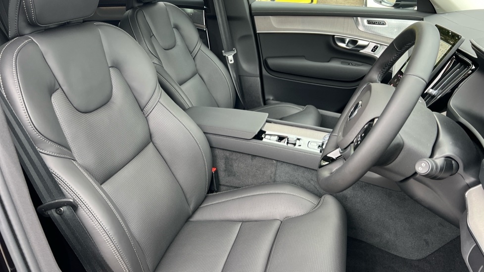 Used Volvo XC90 2025 for sale - 76067077: Photo 9