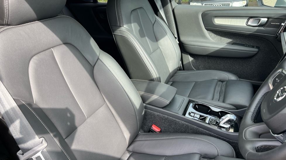 Used Volvo XC40 2024 for sale - 76871466: Photo 9