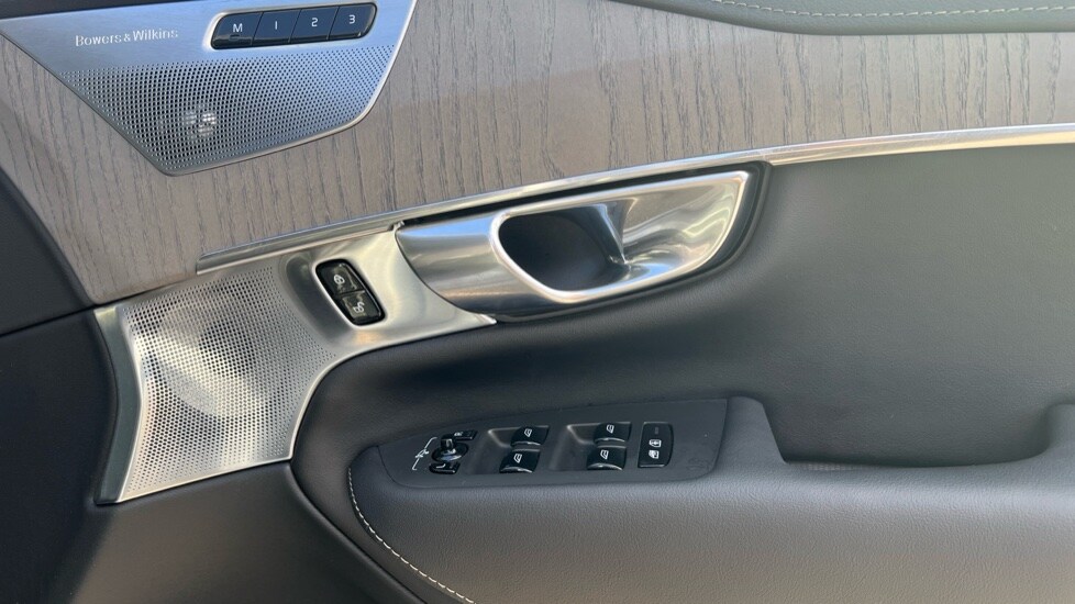 Used Volvo XC90 2024 for sale - 77050973: Photo 15