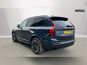 Used Volvo XC90 2025 for sale - 76067095: Photo 2