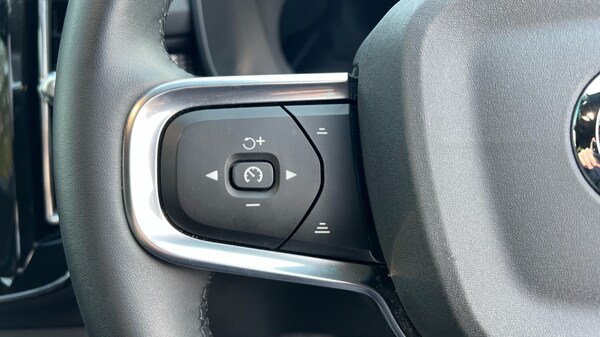 Used Volvo XC40 2024 for sale - 76168583: Photo 18