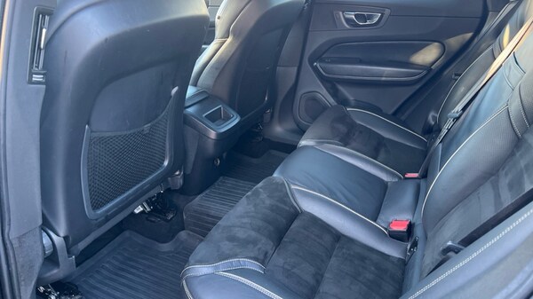Used Volvo XC60 2018 for sale - 76289813: Photo 10