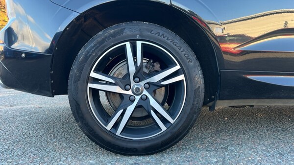 Used Volvo XC60 2018 for sale - 76289813: Photo 24