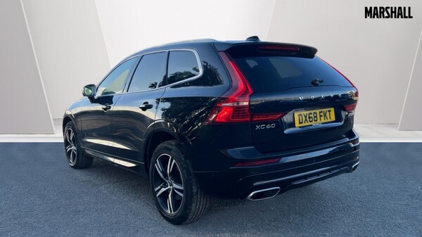 Used Volvo XC60 2018 for sale - 76289813: Photo 2