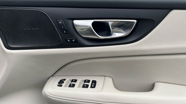Used Volvo V60 2025 for sale - 75509657: Photo 15