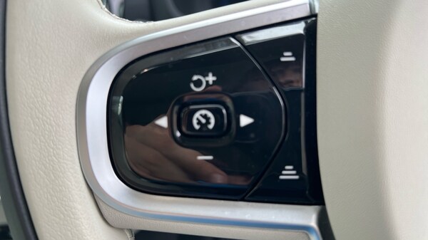 Used Volvo V60 2025 for sale - 75509657: Photo 18
