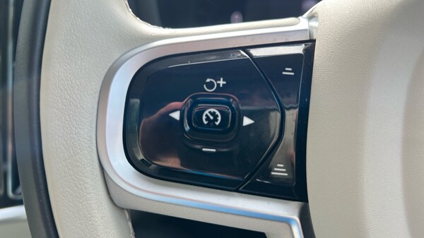 Used Volvo V60 2025 for sale - 75509657: Photo 36