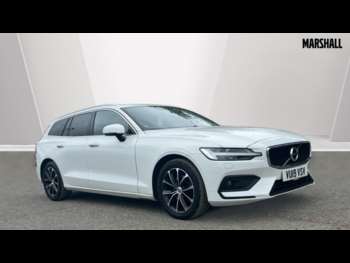 2019 - 2.0 D4 [190] Momentum Pro 5dr Auto