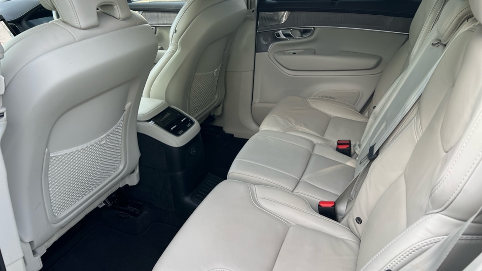 Used Volvo XC90 2025 for sale - 76112445: Photo 10