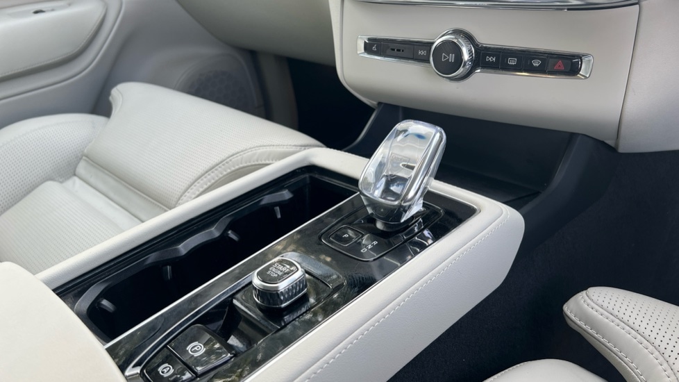 Used Volvo XC90 2025 for sale - 76112445: Photo 14
