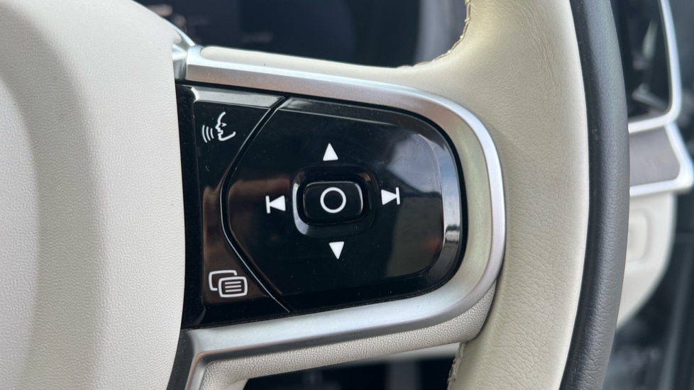 Used Volvo XC90 2025 for sale - 76112445: Photo 19