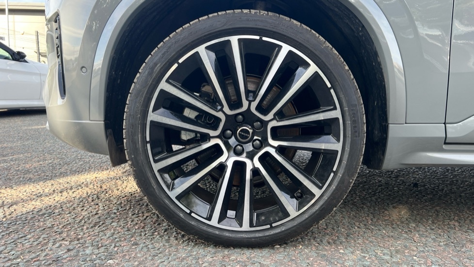 Used Volvo XC90 2025 for sale - 76112445: Photo 25