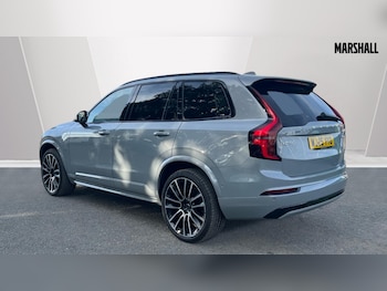 Used Volvo XC90 2025 for sale - 76112445: Photo 2