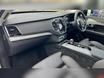 Used Volvo XC90 2024 for sale - 76501521: Photo