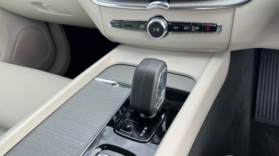 Used Volvo XC60 2025 for sale - 76870438: Photo 14