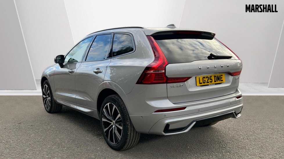 Used Volvo XC60 2025 for sale - 76870438: Photo 2