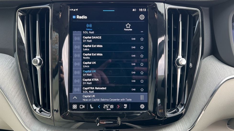 Used Volvo XC60 2025 for sale - 76870438: Photo 30