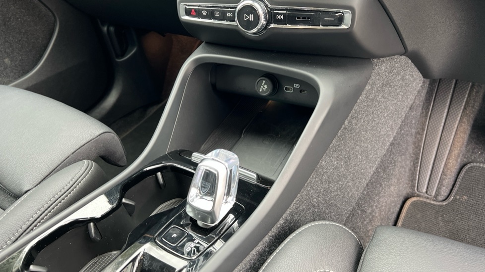 Used Volvo XC40 2024 for sale - 76871692: Photo 14