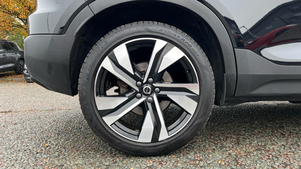 Used Volvo XC40 2024 for sale - 76871692: Photo 24