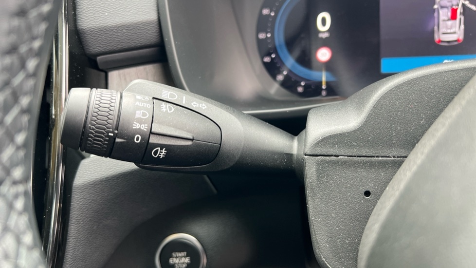 Used Volvo XC40 2024 for sale - 76871692: Photo 27