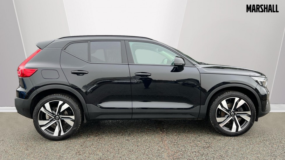 Used Volvo XC40 2024 for sale - 76871692: Photo 3