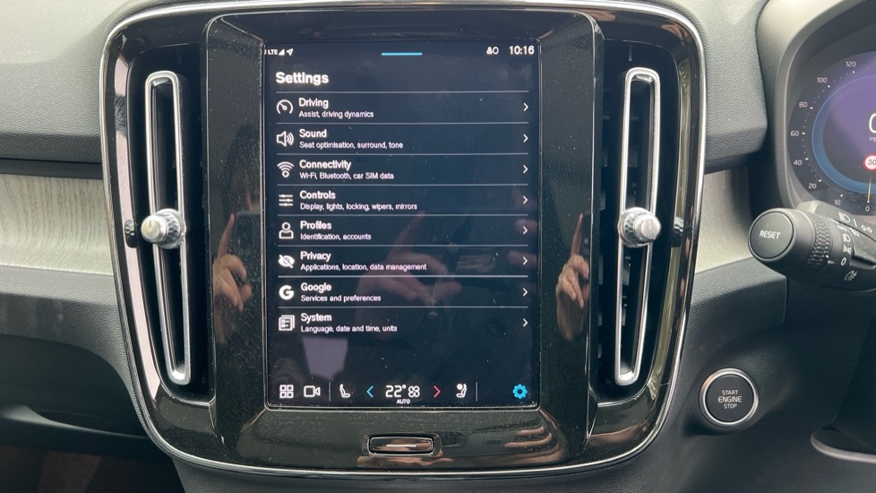 Used Volvo XC40 2024 for sale - 76871692: Photo 33