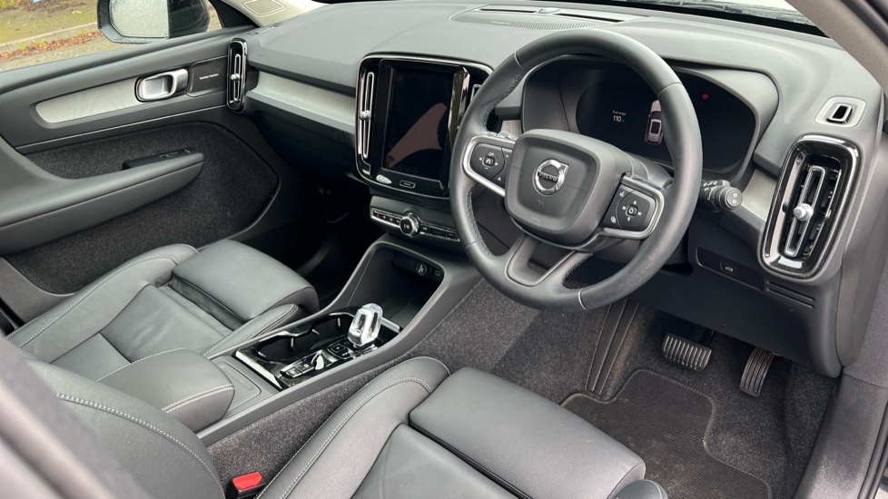 Used Volvo XC40 2024 for sale - 76871692: Photo 5