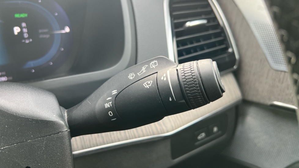 Used Volvo XC90 2023 for sale - 76872790: Photo 28