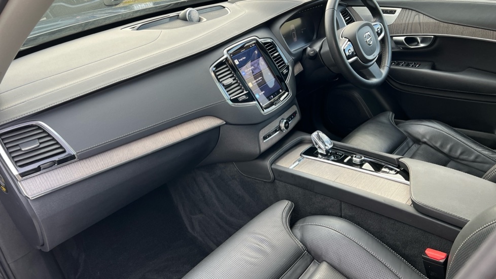 Used Volvo XC90 2023 for sale - 76872790: Photo 4