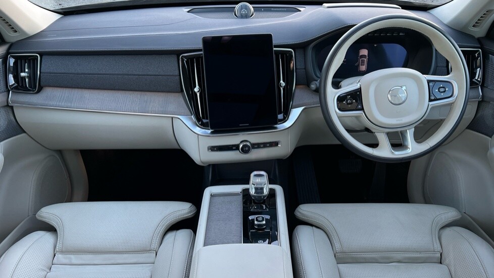 Used Volvo XC90 2025 for sale - 76842126: Photo 21