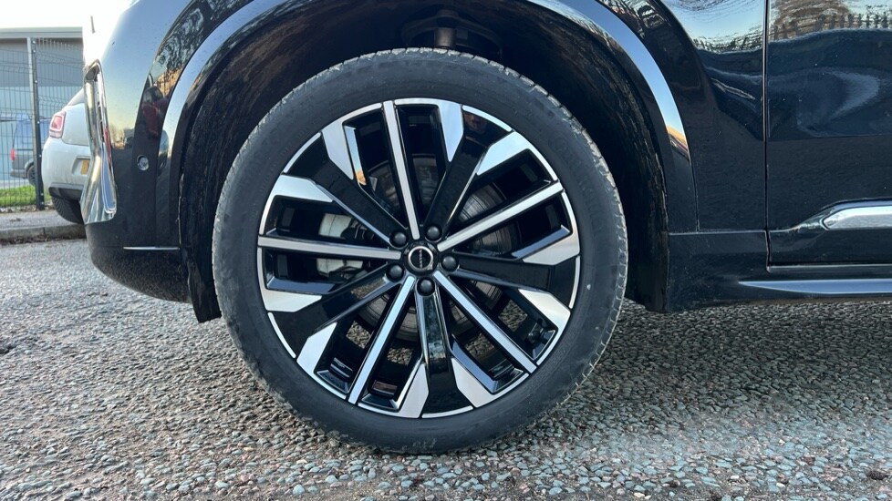 Used Volvo XC90 2025 for sale - 76842126: Photo 25