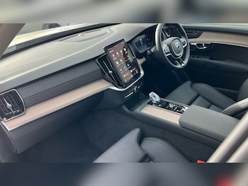 Used Volvo XC90 2025 for sale - 76523502: Photo