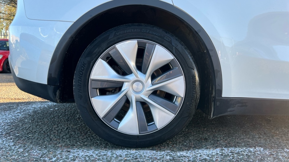 Used Tesla Model Y 2024 for sale - 76872816: Photo 19