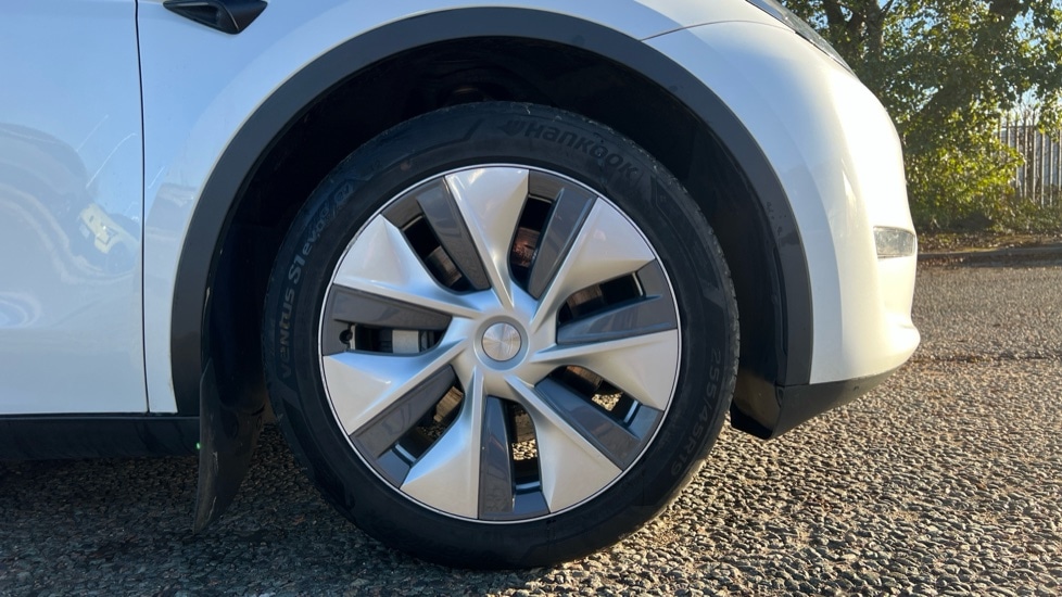 Used Tesla Model Y 2024 for sale - 76872816: Photo 20