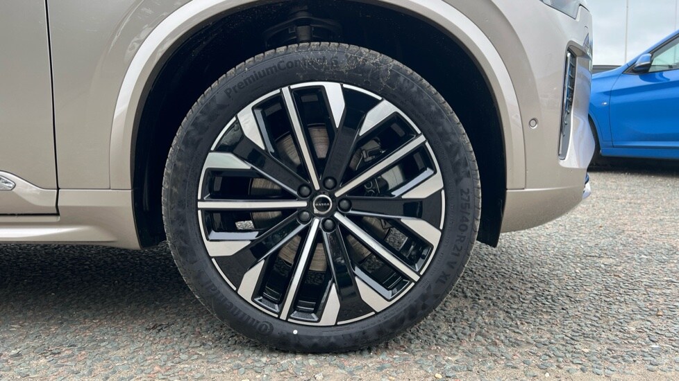 Used Volvo XC90 2025 for sale - 76870420: Photo 16