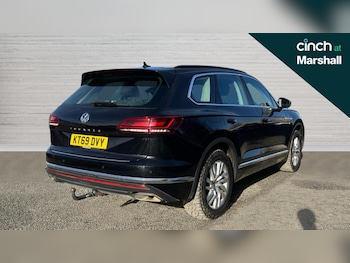 Used Volkswagen Touareg 2019 for sale - 76312075: Photo