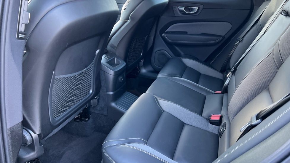 Used Volvo XC60 2025 for sale - 76873339: Photo 10