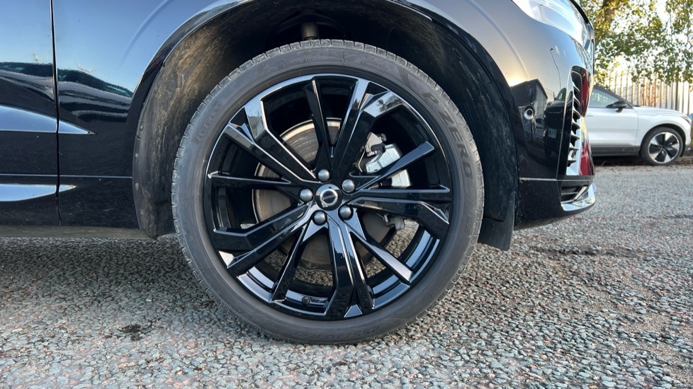 Used Volvo XC60 2025 for sale - 76873339: Photo 16