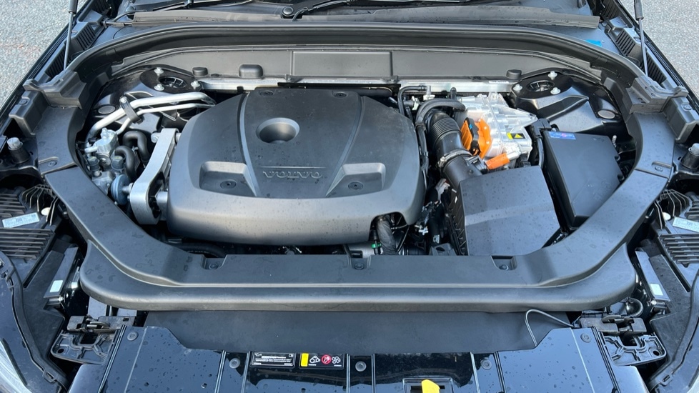 Used Volvo XC60 2025 for sale - 76873339: Photo 23
