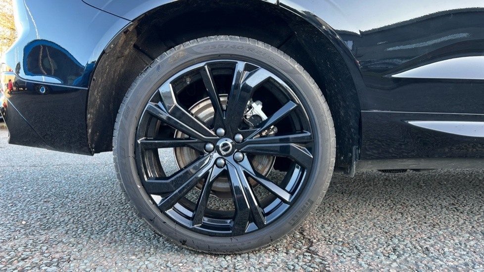 Used Volvo XC60 2025 for sale - 76873339: Photo 24