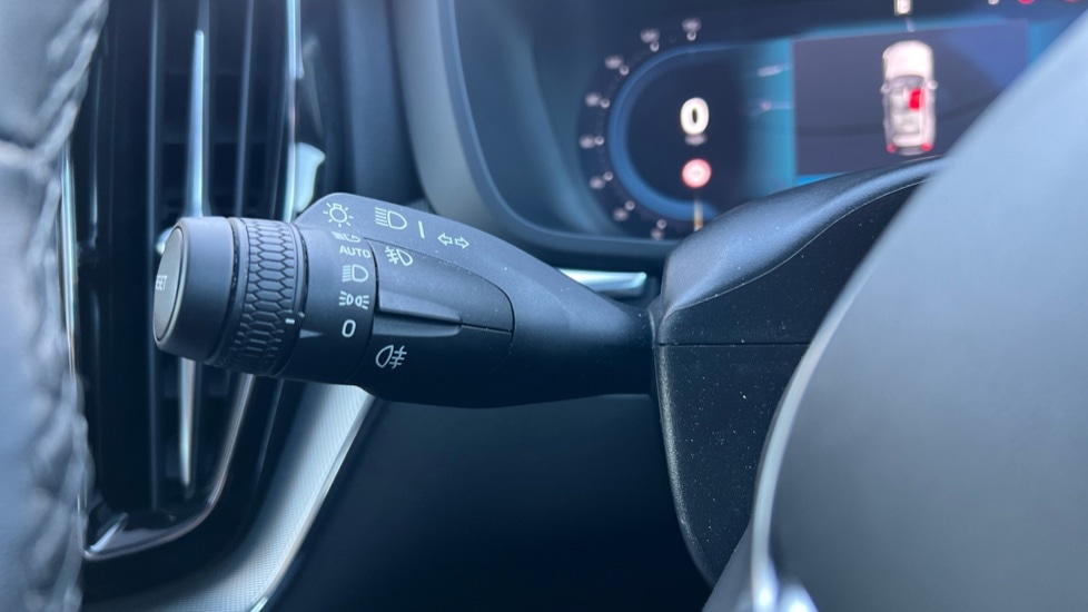 Used Volvo XC60 2025 for sale - 76873339: Photo 27