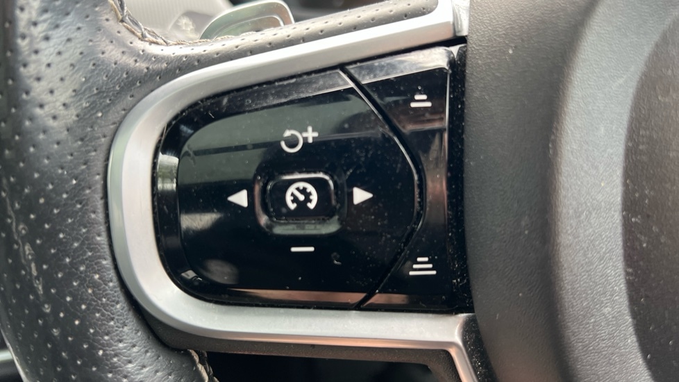 Used Volvo V90 2019 for sale - 76034011: Photo 37